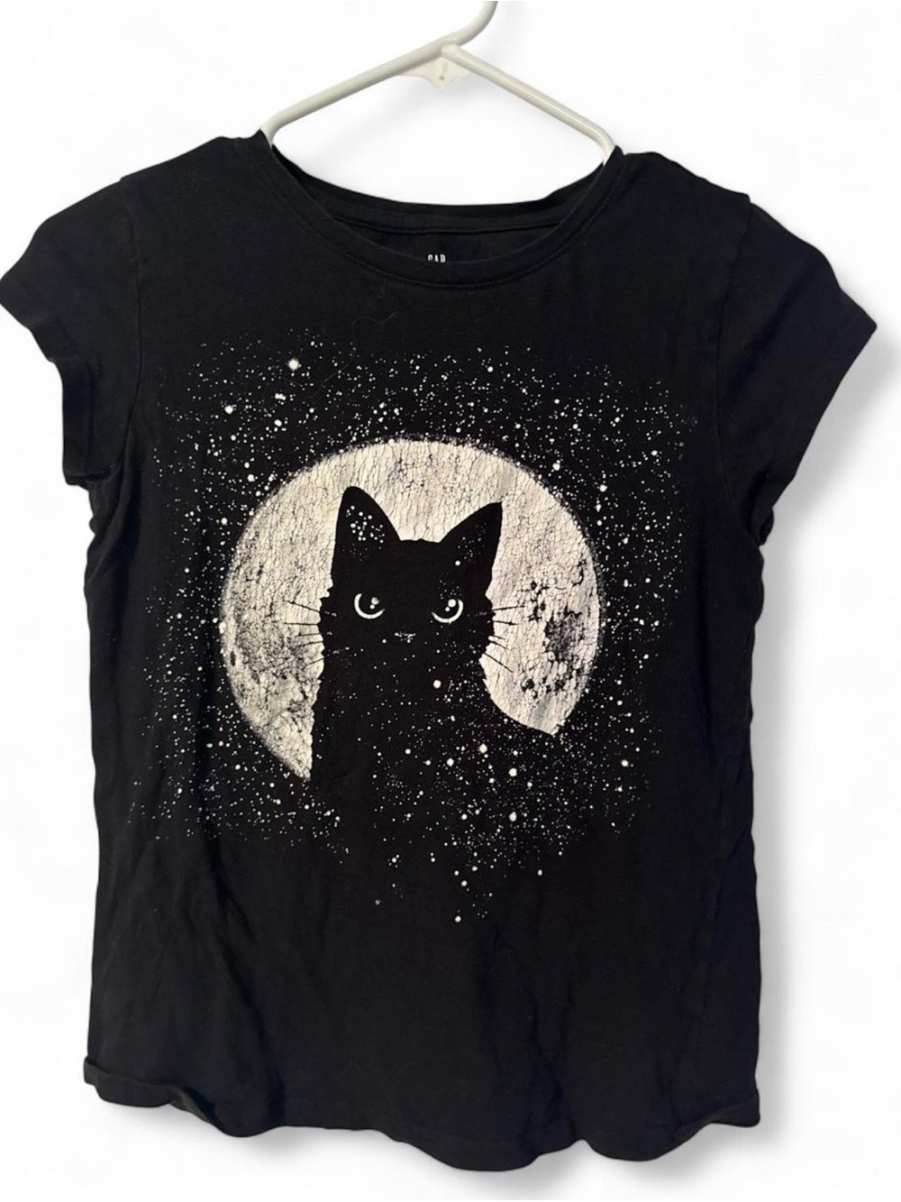 GAP Black Tee with White Moon & Cat Graphic